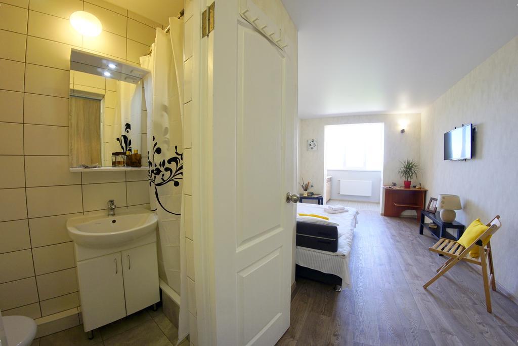 54A Tselinogradskaia Str At Alekseevka Underground Harkiv Dış mekan fotoğraf